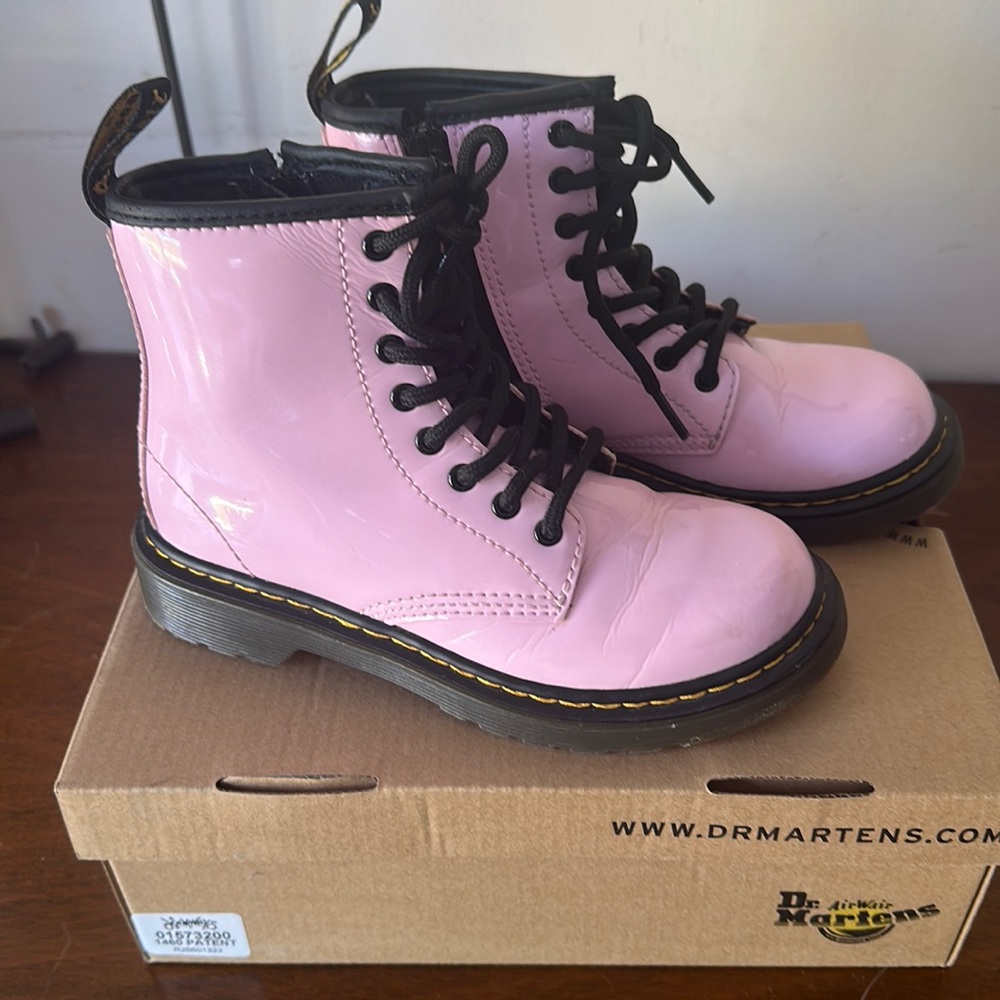 Dr Martens kids pink patent leather boots size 13